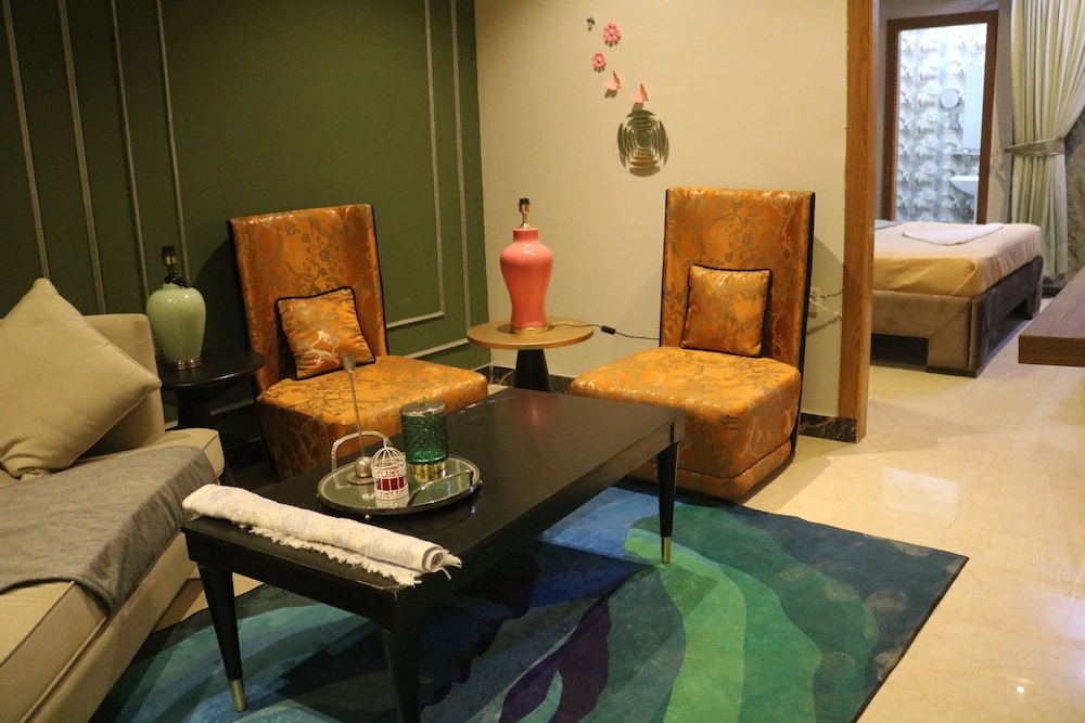 Deluxe Apartment