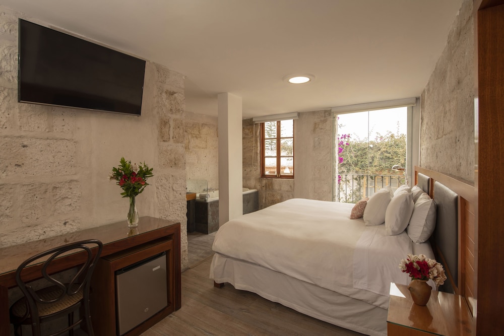 Deluxe Double Room, 1 Double Bed - Photo 15