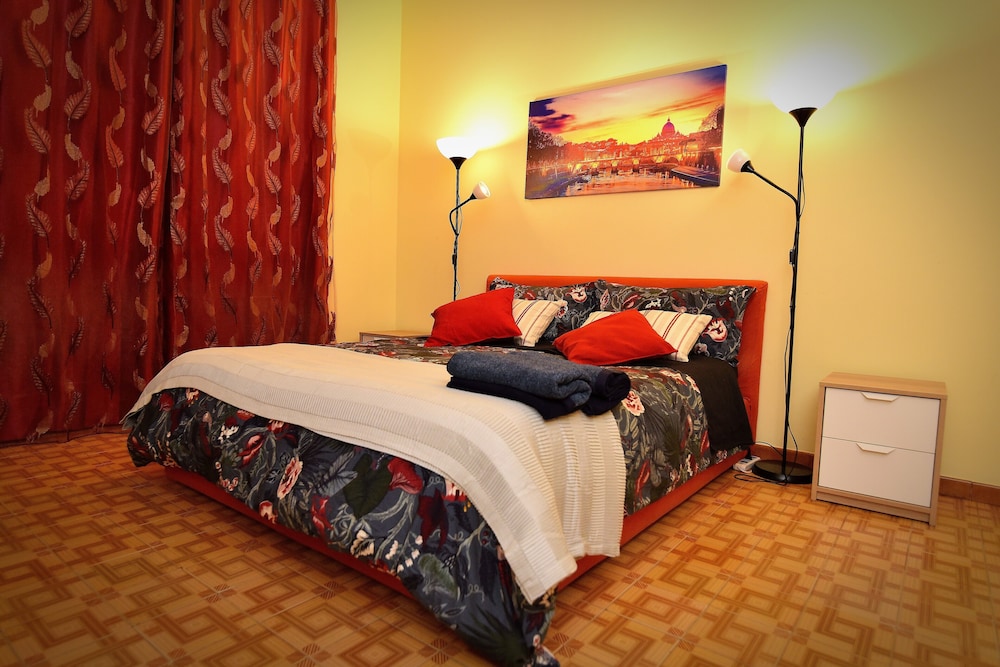 Double Room, Balcony, City View (2) photo 2