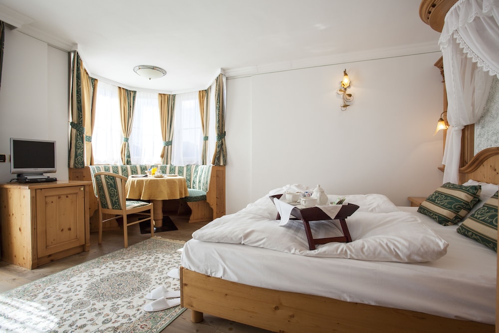 Family Triple Room photo 2