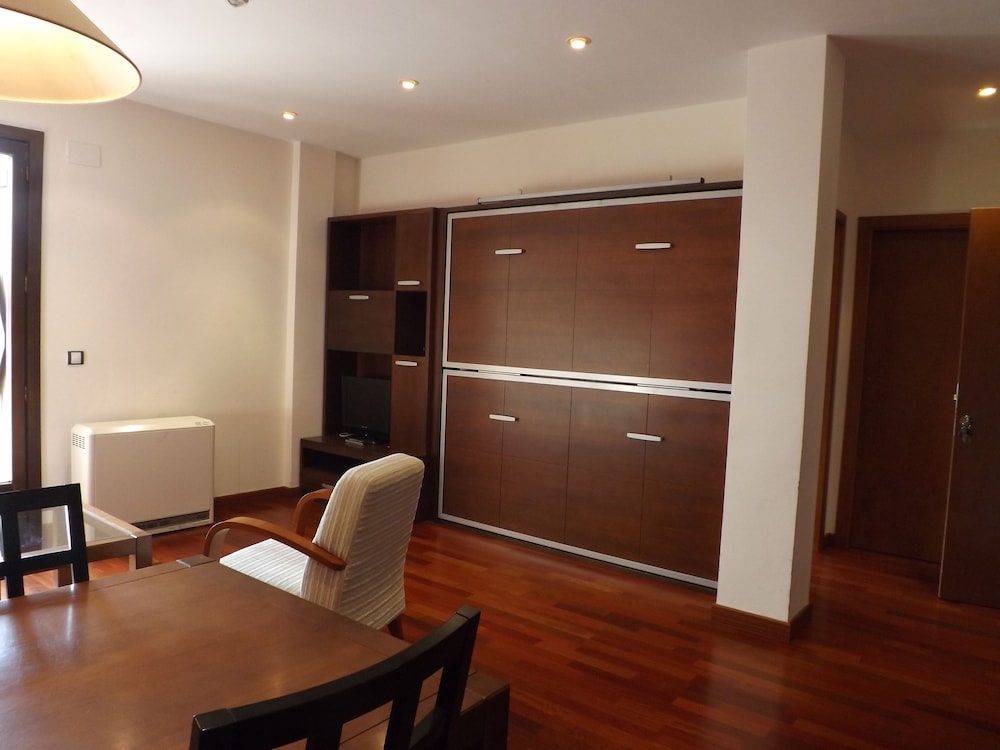 Family Apartment photo 2