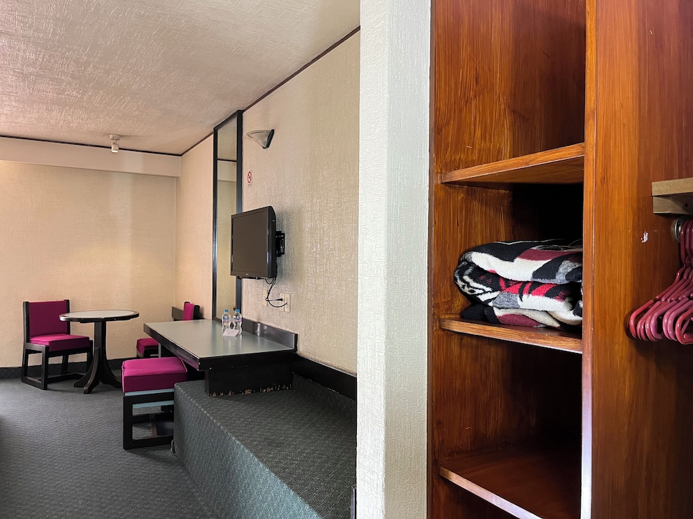 Basic Room - Photo 3