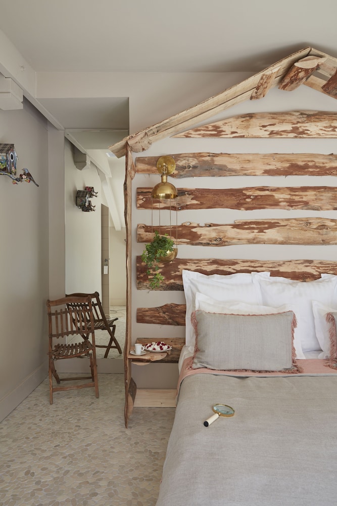 Deluxe Double Room (Les Oiseaux) photo 3