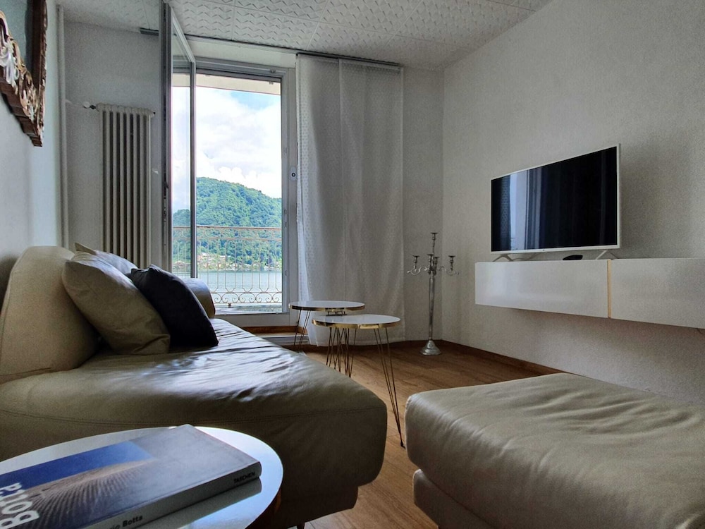 Panoramic Apartment photo 3