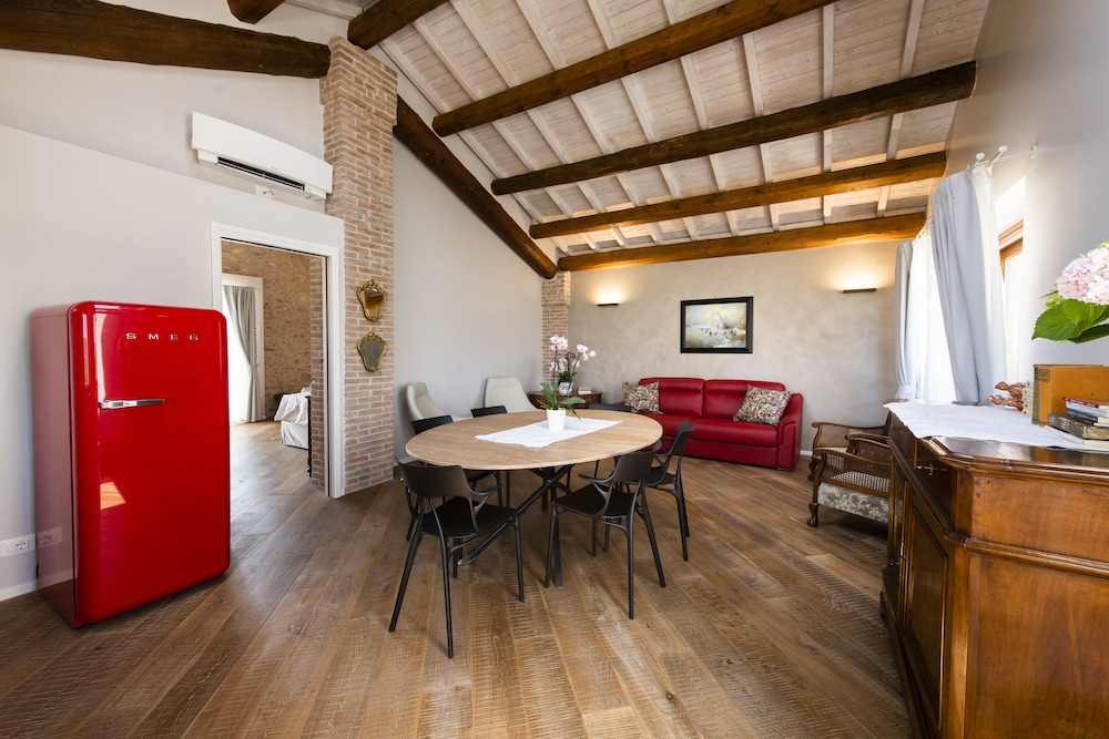 Magari Suite with Tub and Balcony photo 1