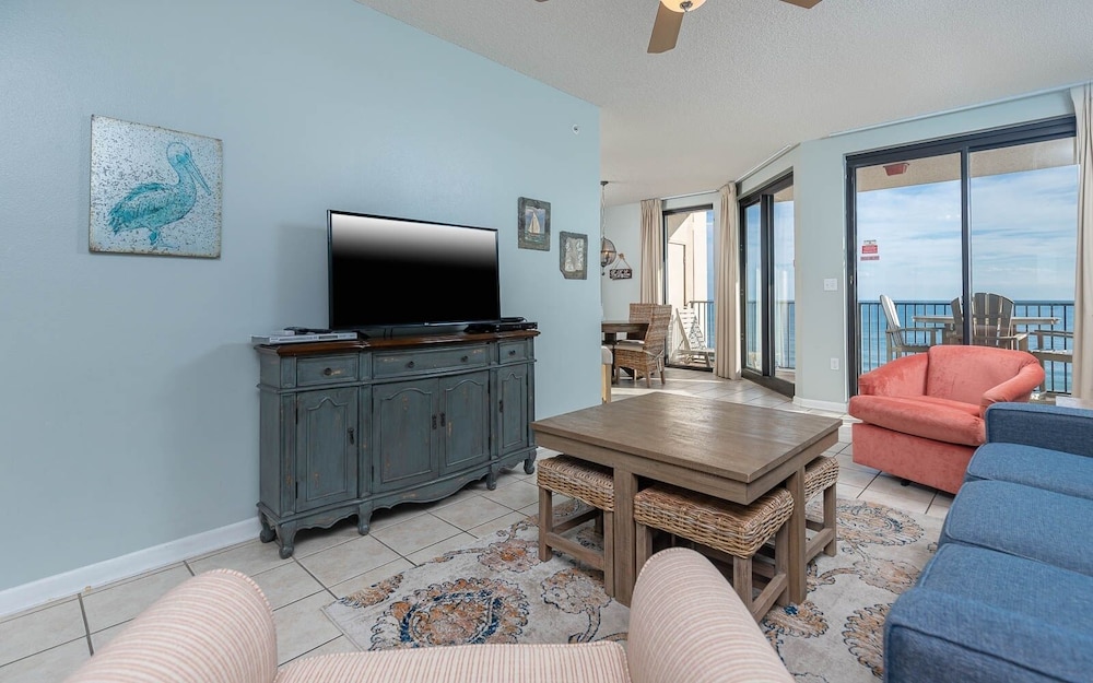 Condo, 1 Bedroom