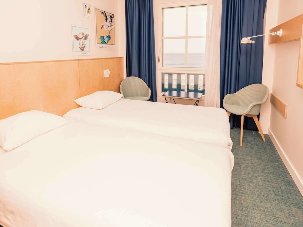 Standard Room, 1 Double Bed, Sea View - Photo 9