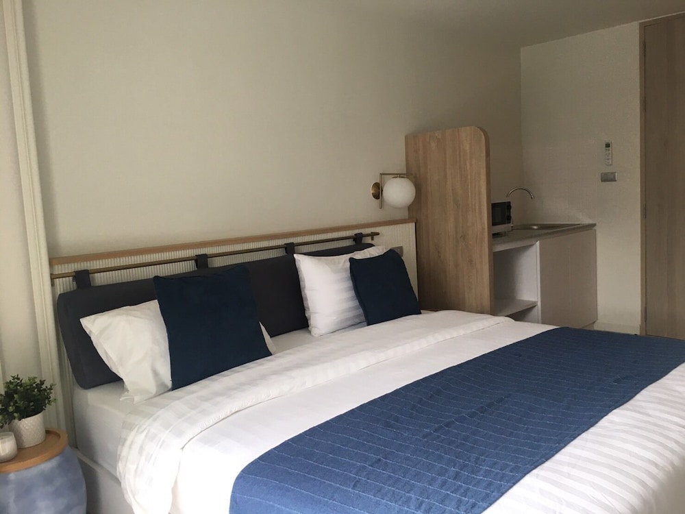 Studio, 1 King Bed