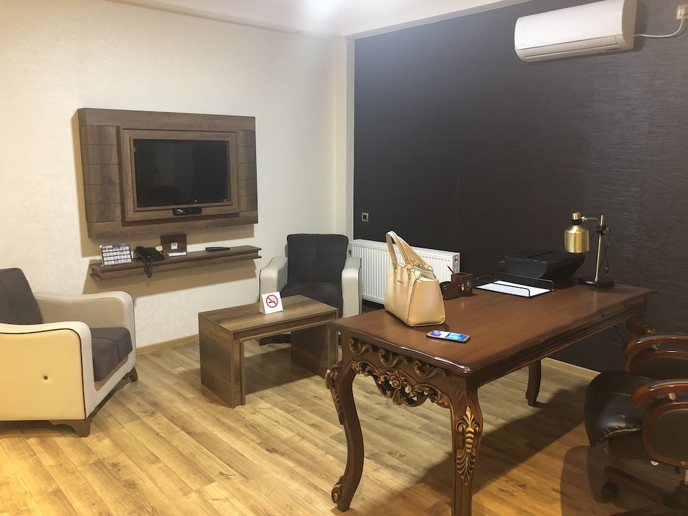 Business Suite, 1 Double Bed photo 2