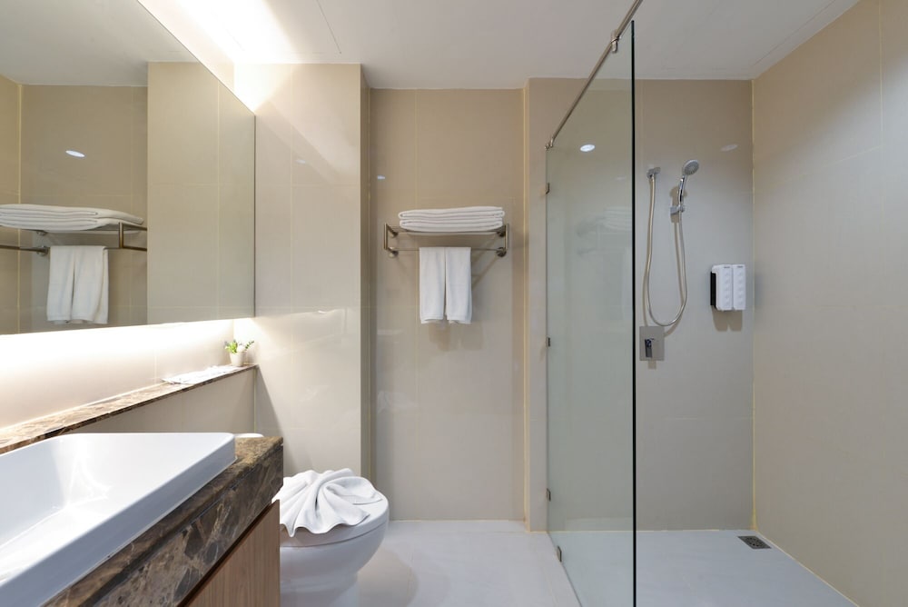 Executive Room - Photo 2