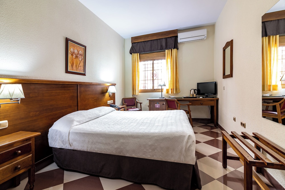 Double Room - Photo 1