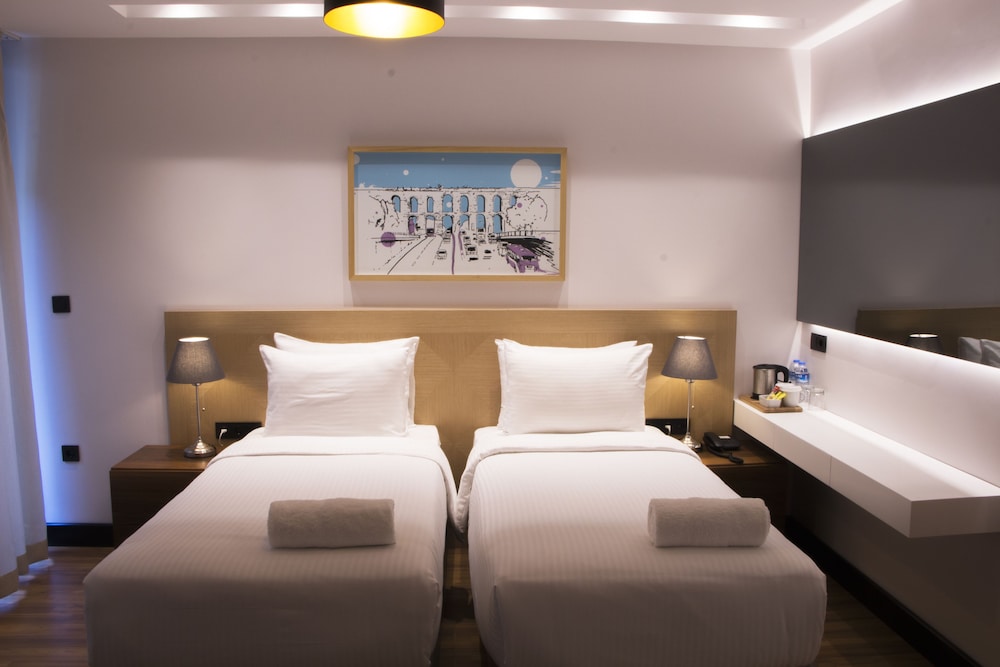 Family Double or Twin Room (Basement) photo 2