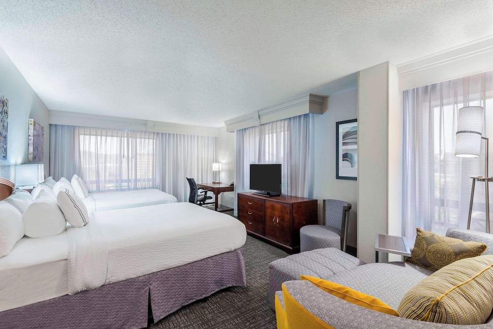 Room, Multiple Beds, Balcony (View) - Photo 2