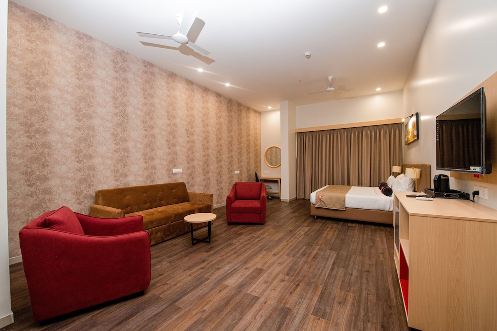Luxury Studio Suite photo 2