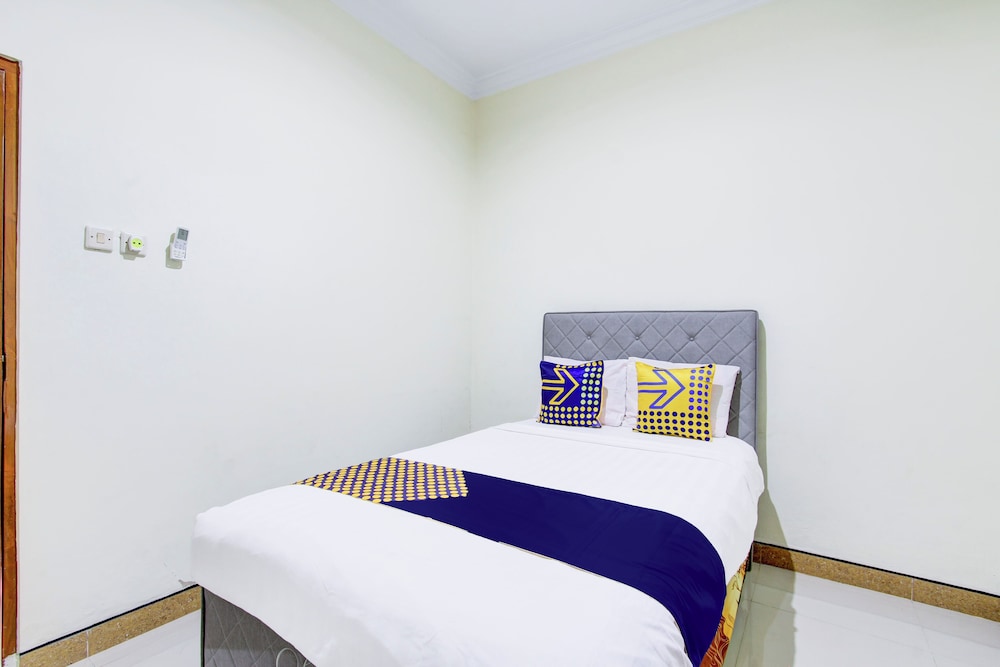 Basic Double Room