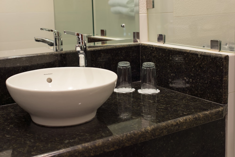 Standard Room, 2 Double Beds, Mountain View - Photo 13