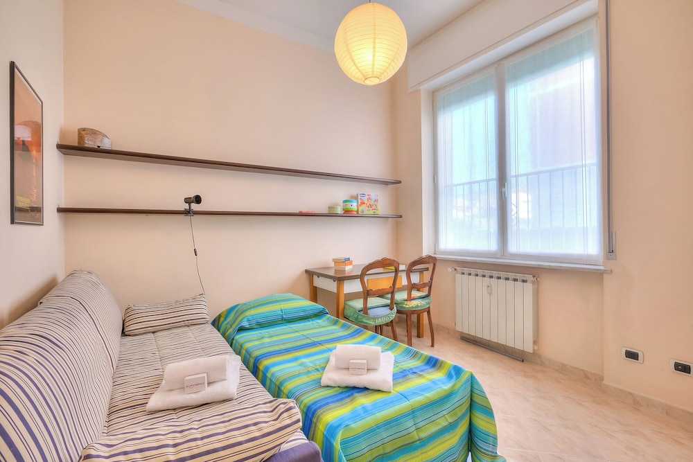 Family Apartment, 2 Bedrooms (La Casa Di Valeria Close To The Sea)