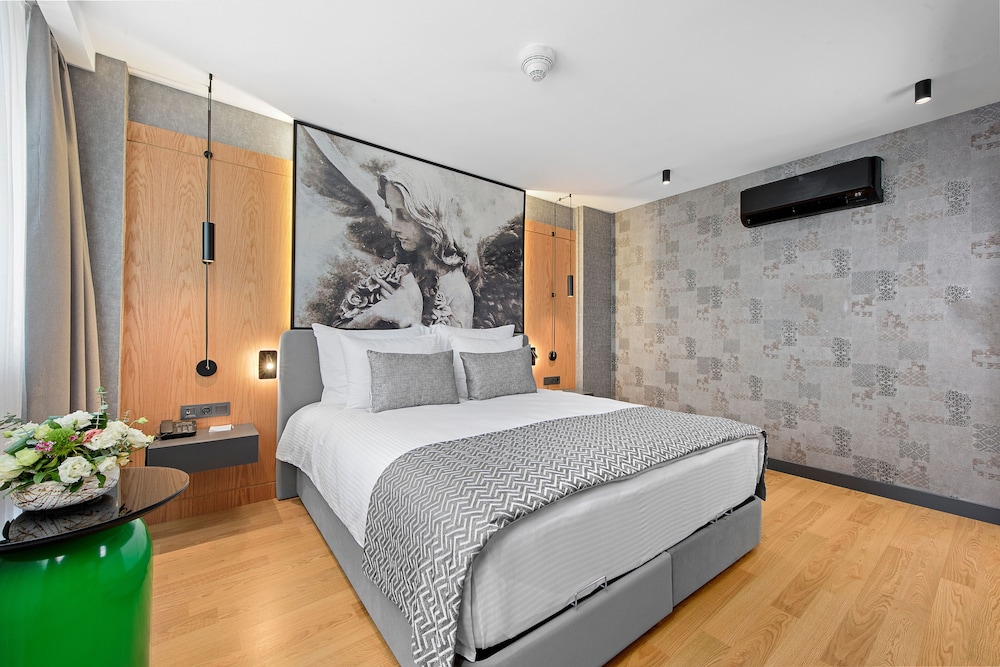 Executive Quadruple Room