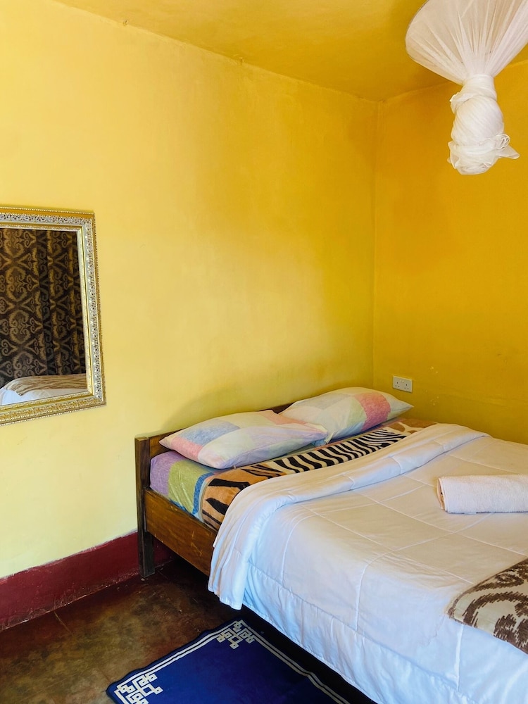 Comfort Room, Balcony, Hill View