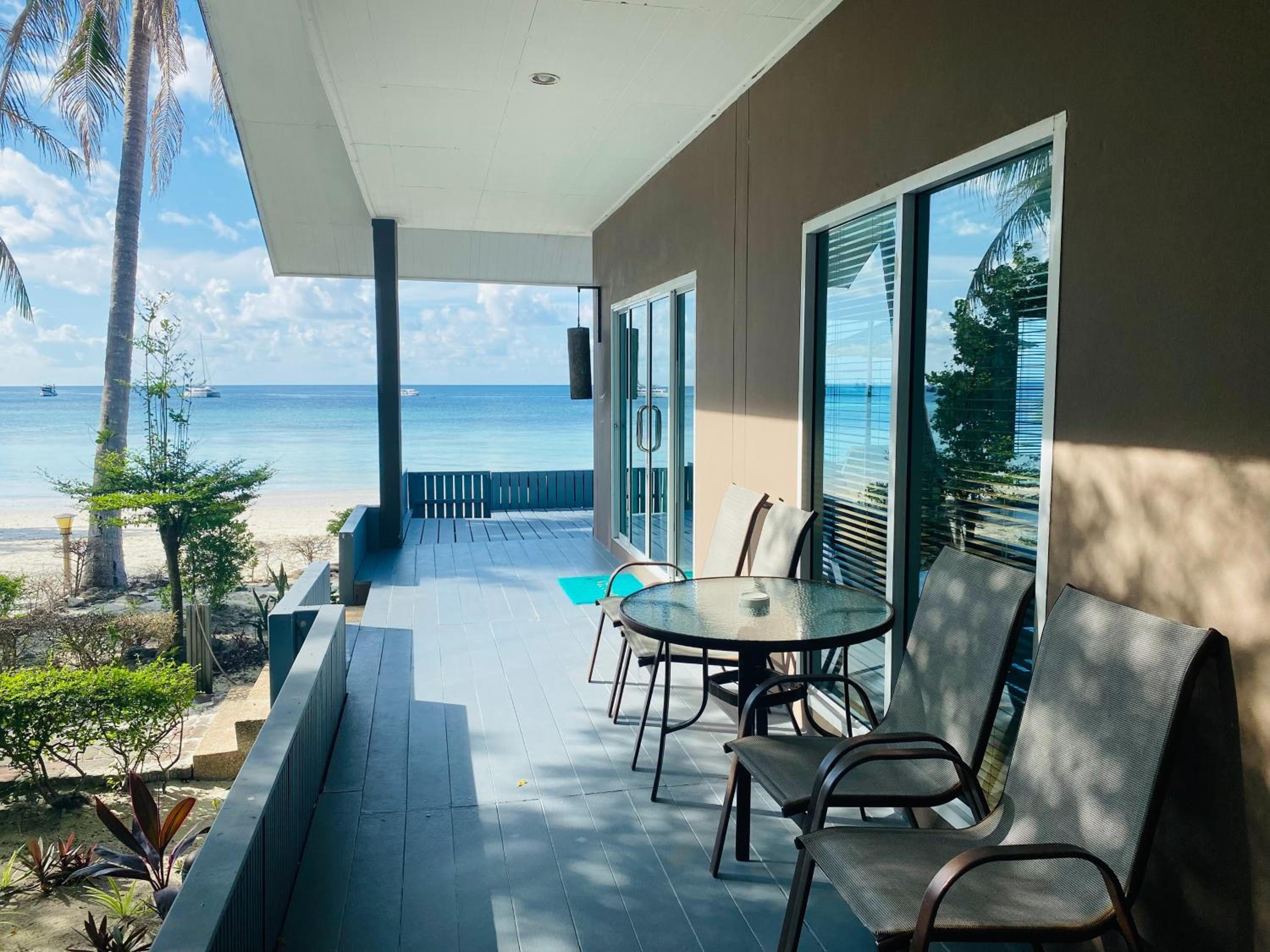 Beach House Villa photo 2