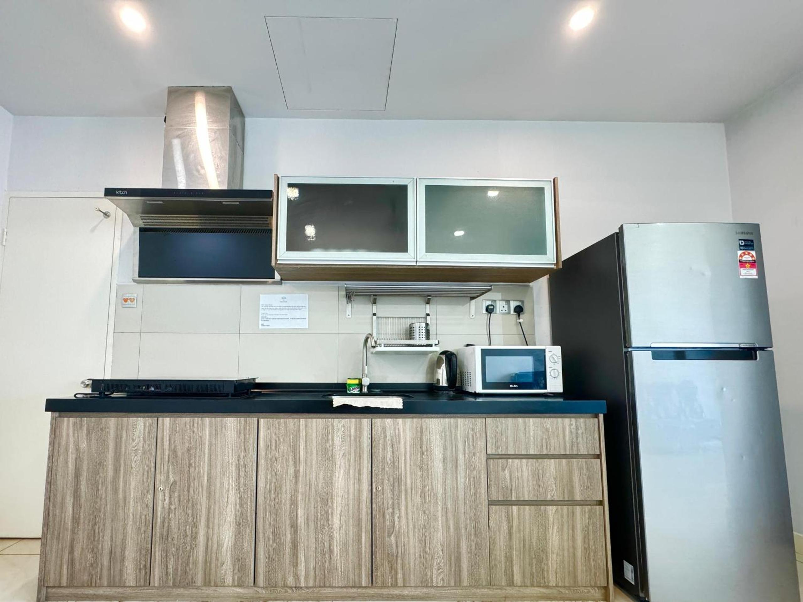 Two-Bedroom Deluxe Apartment With Balcony