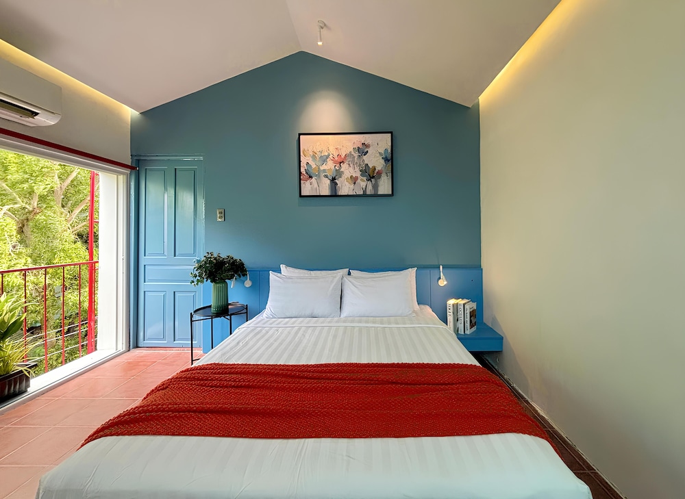 Deluxe Double Room, Balcony, Sea View - Photo 3