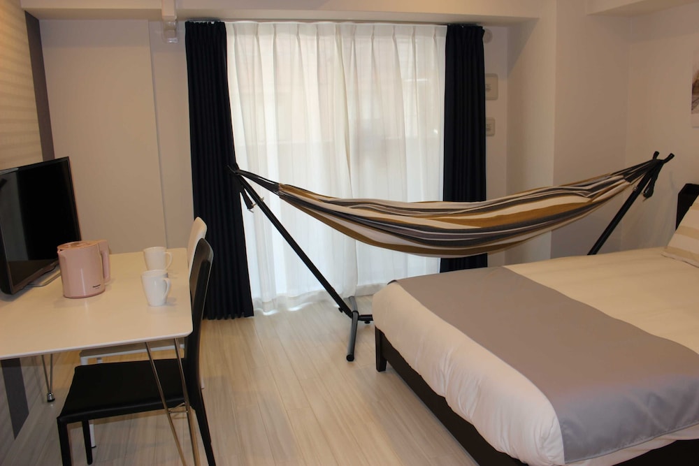 Hammock Room