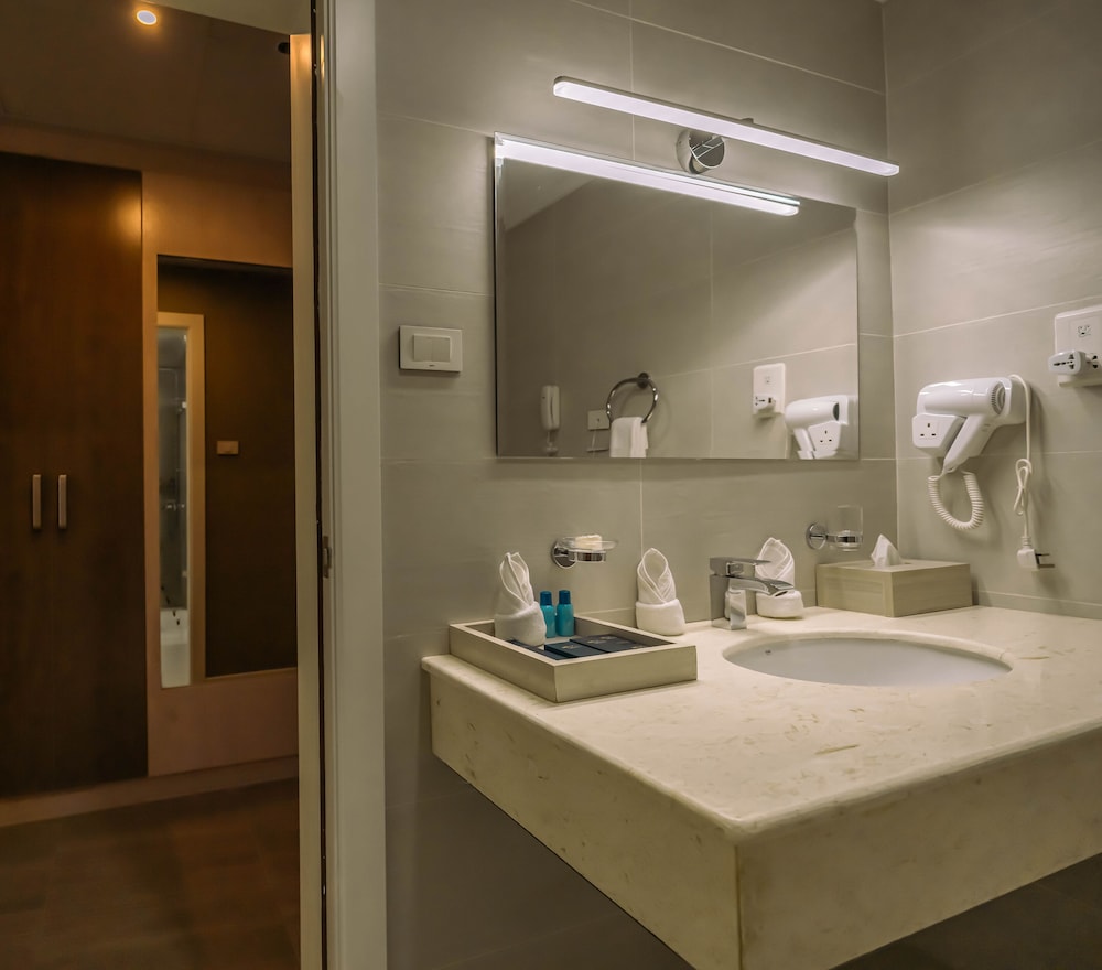 Grand Suite - Photo 12
