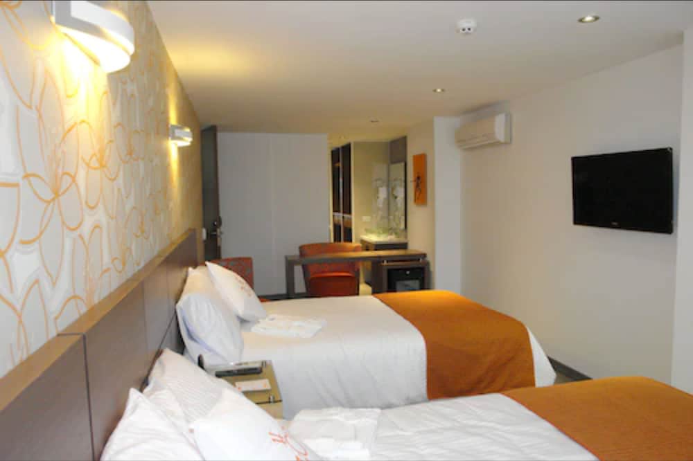 Standard Double Room - Photo 4