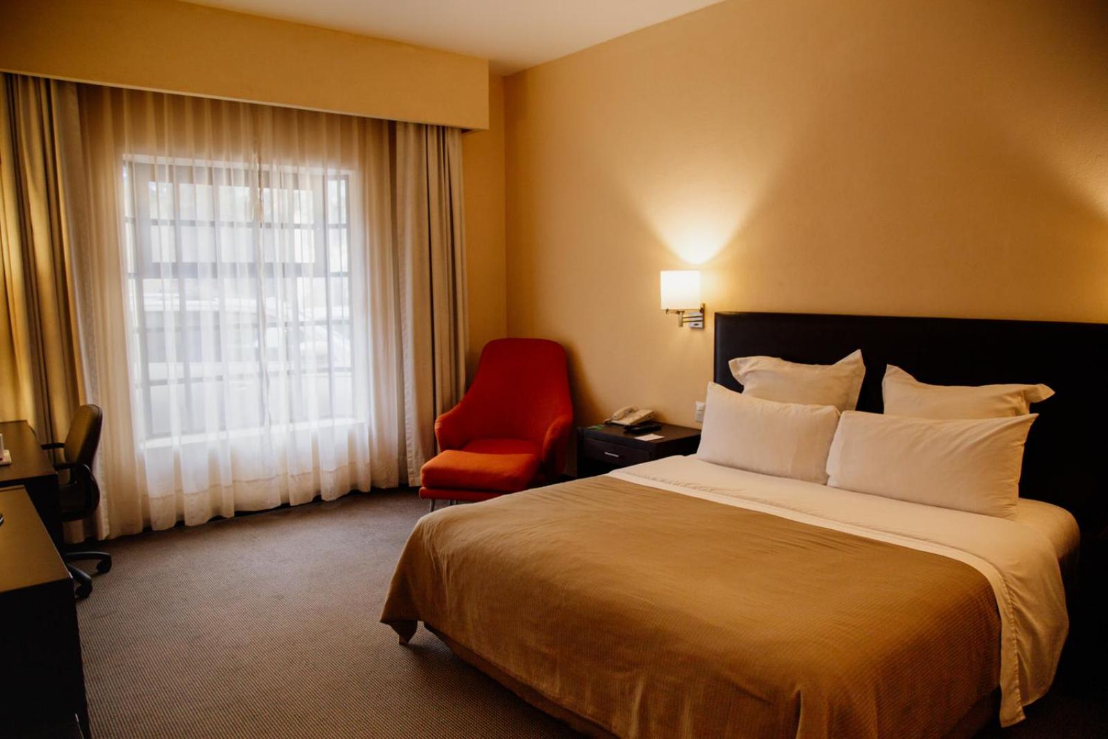 Double or Twin Room - Photo 4