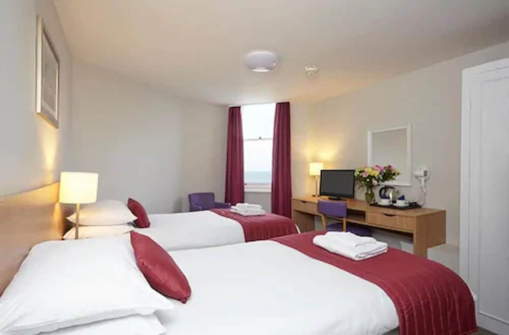 Premier Twin Room, Sea View photo 3