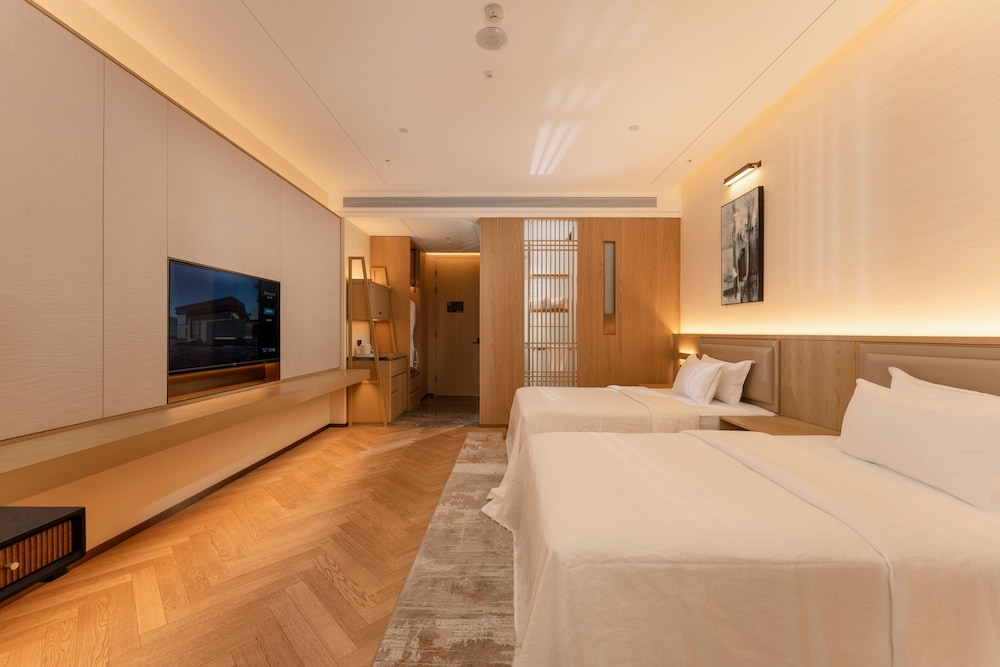 Classic Twin Room, Courtyard View