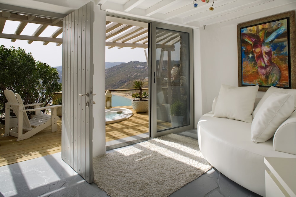 Junior Suite, Hot Tub, Sea View - Photo 5
