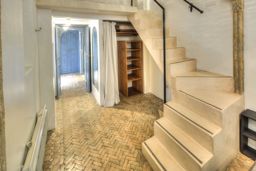 Suite, Shared Bathroom, Mezzanine photo 2
