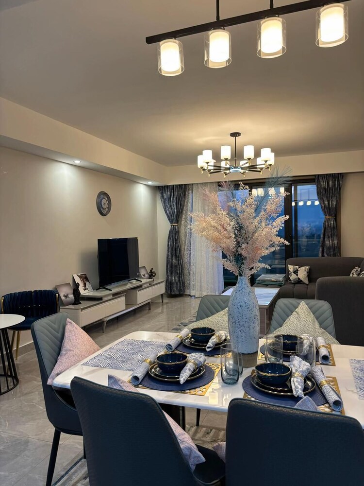 Family Apartment, City View photo 1