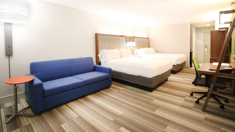 Standard Room, 2 Queen Beds (Extra Floor Space) - Photo 3