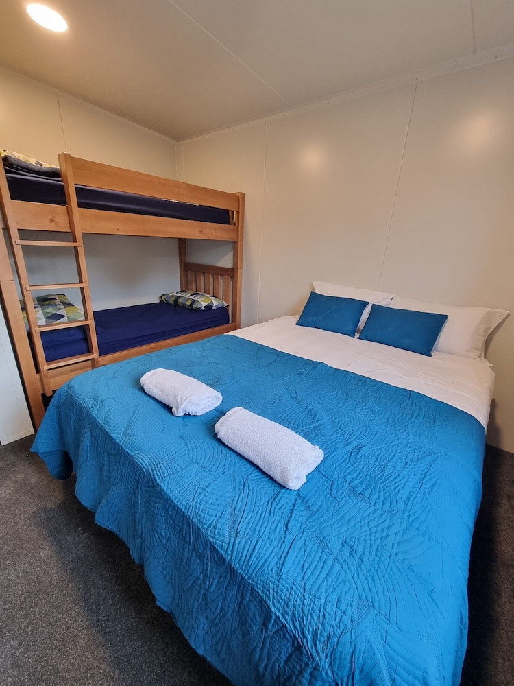 3 Bedroom Unit photo 2