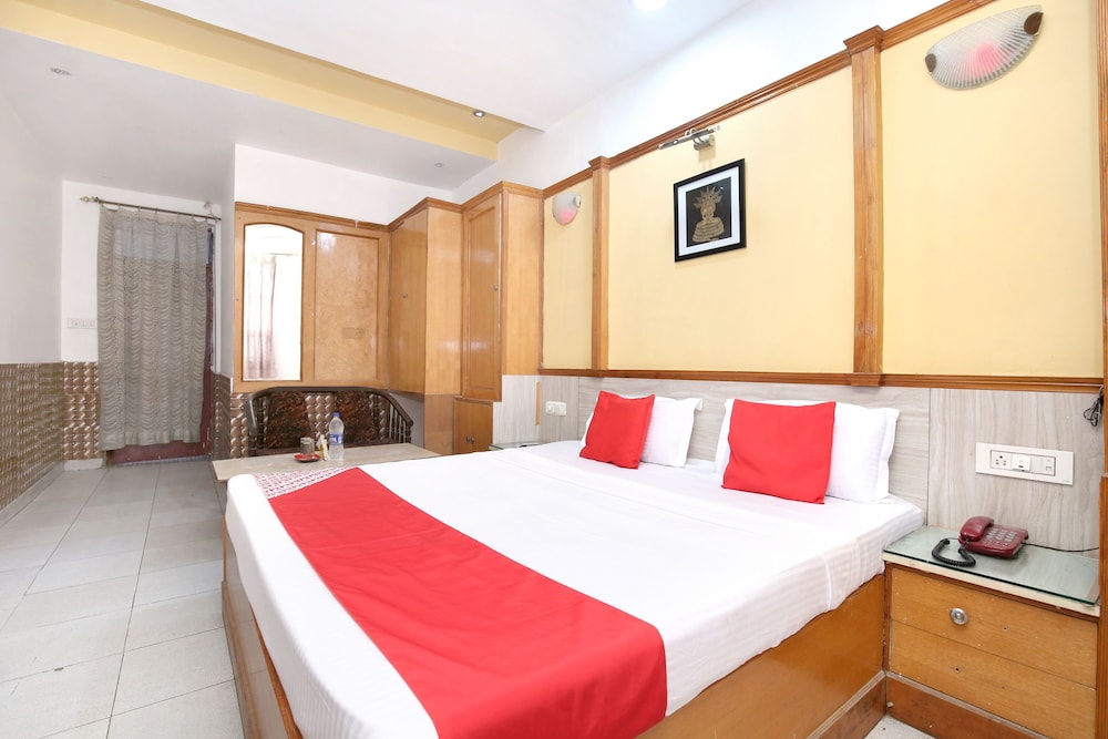 Double or Twin Room photo 3