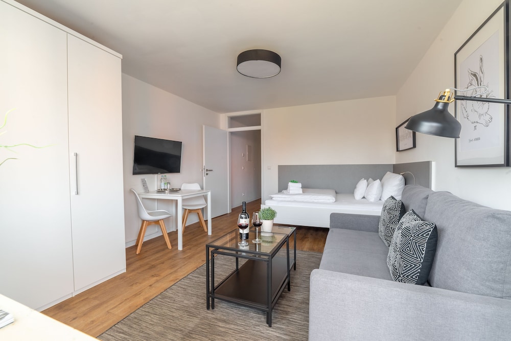 Panoramic Apartment, 1 Double Bed with Sofa bed, Garden View photo 1