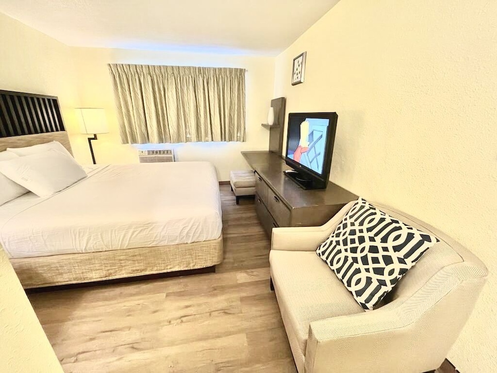 Basic Double Room photo 2