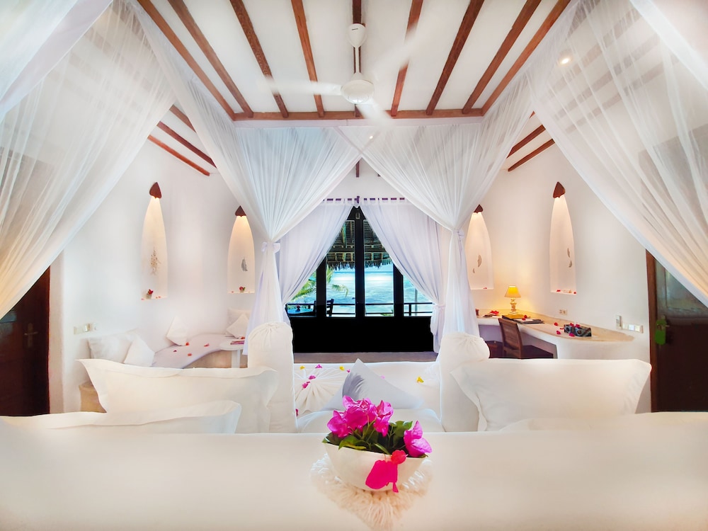 Deluxe Room with Sea View ( Asili House )