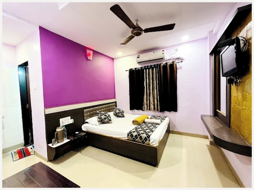 Deluxe Double Room photo 2
