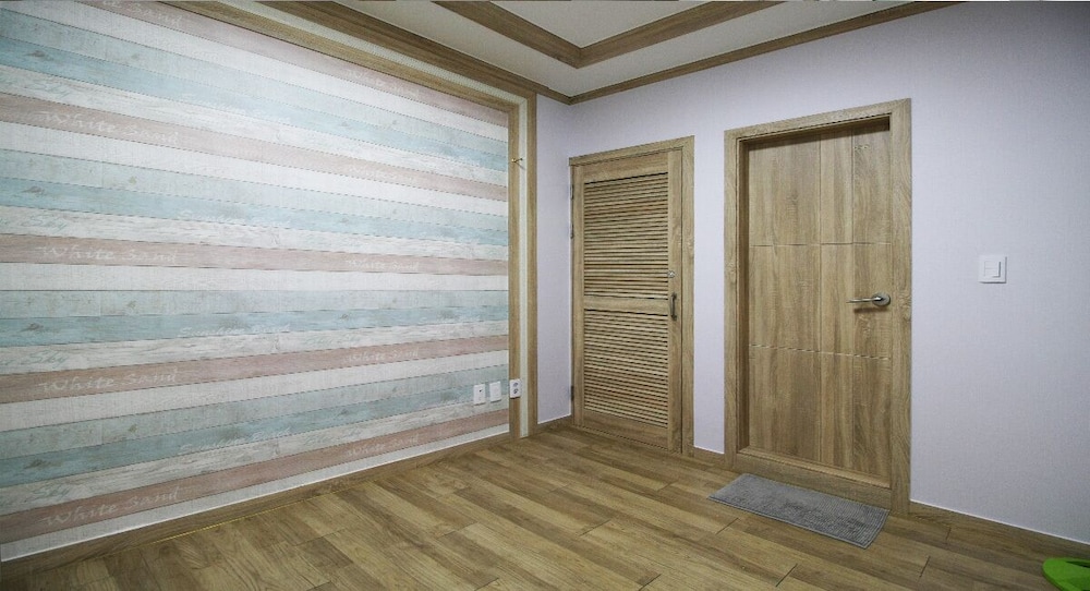 BB3 Bed 2room (Room 2 + Bathroom 2) photo 3