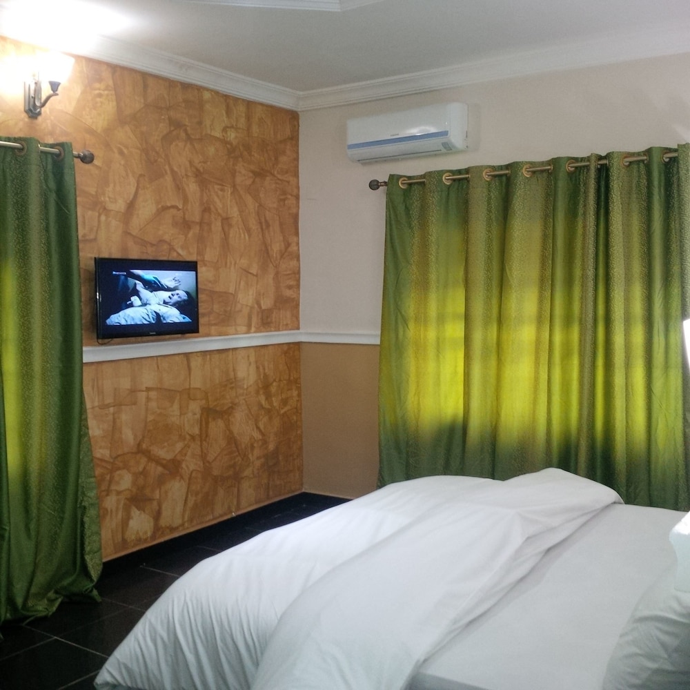 Royal Room