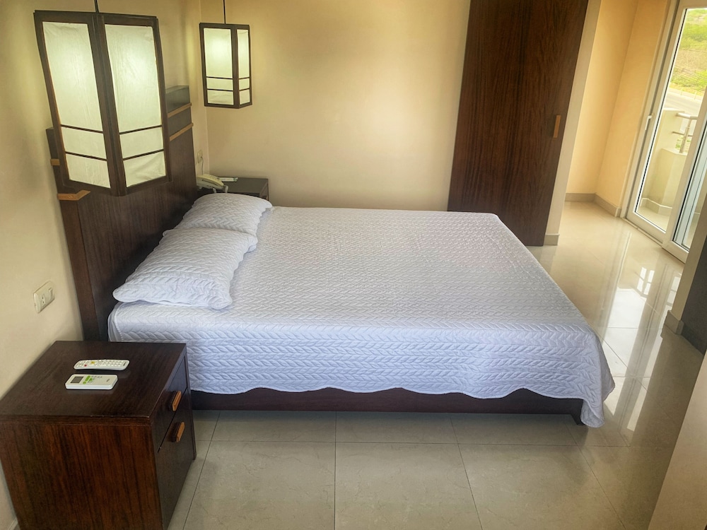 Corner Executive Room photo 1