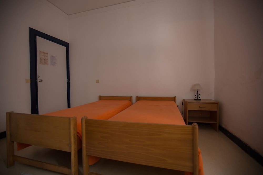 Twin Room, Accessible, Private Bathroom - Photo 2