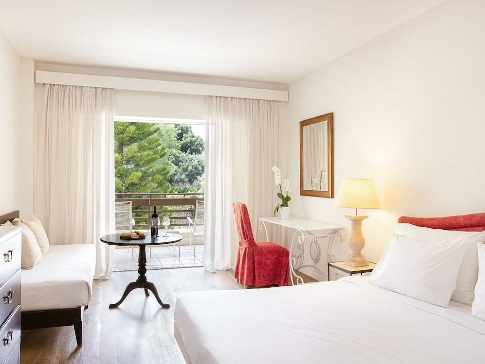 Superior Room, Balcony, Garden View