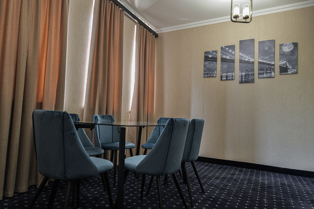 Classic Twin Room photo 1