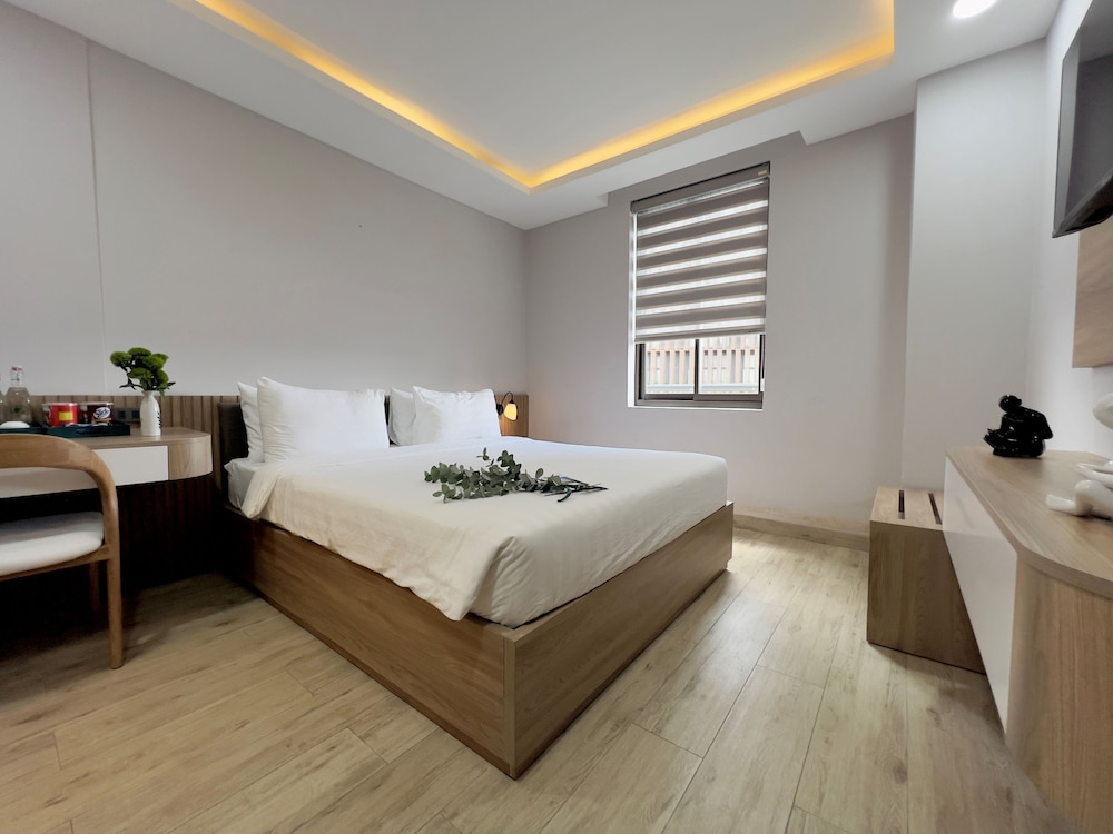 Executive Double Room, City View - Photo 2