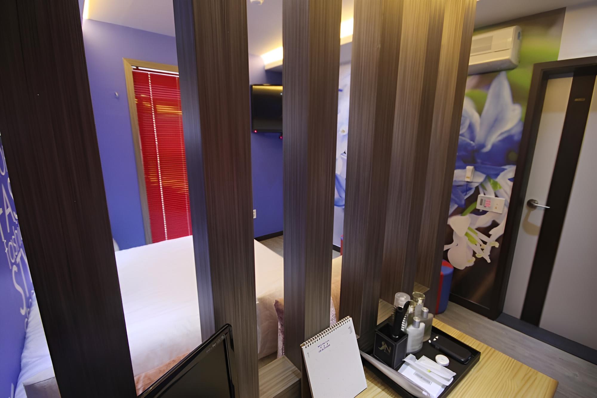 Room (Suite room (Room heating and cooling ) photo 2